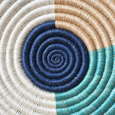 Muyumbu Trivet - Amsha