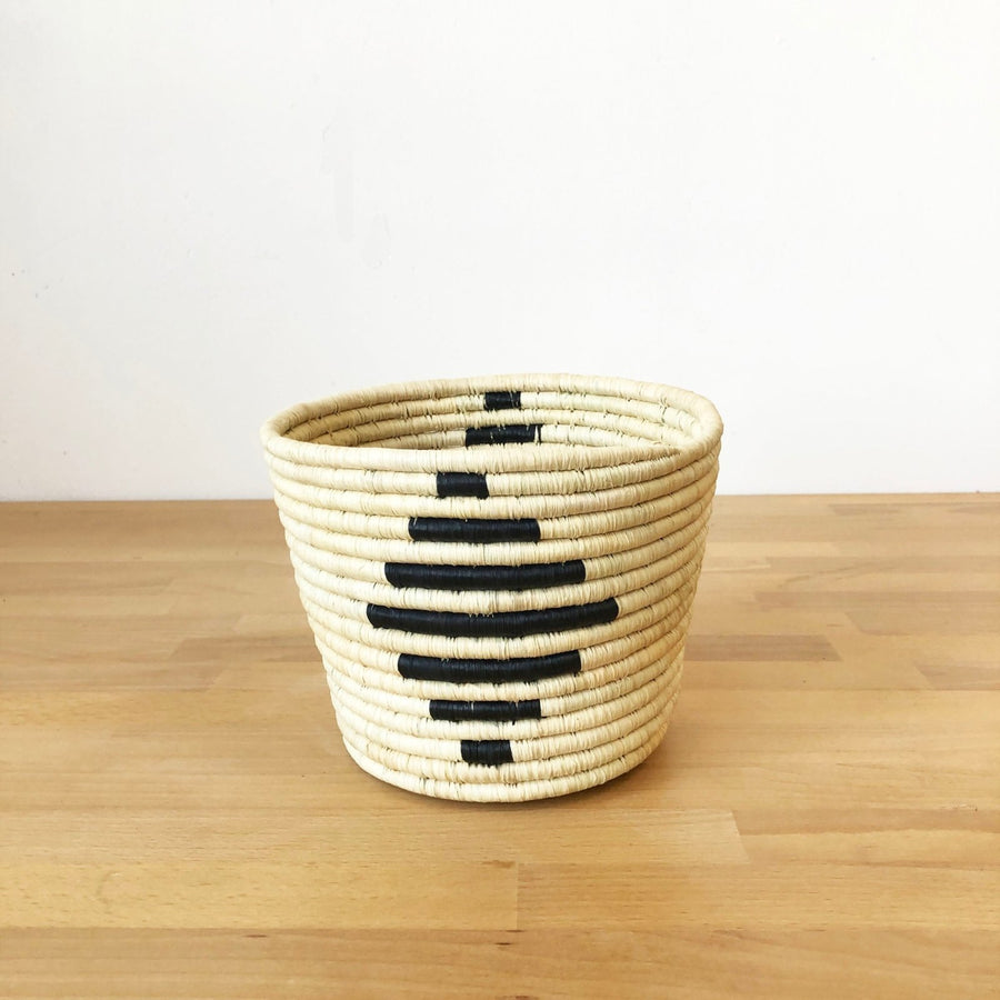 Nsyo Basket Planter - Amsha