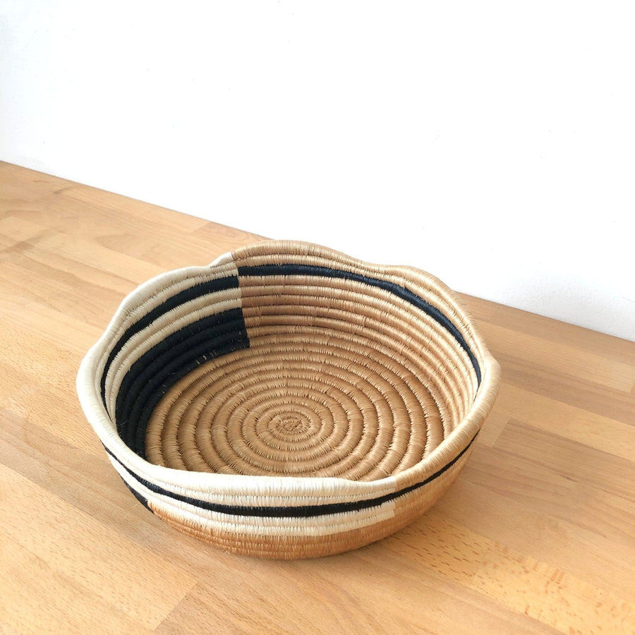 Nyakinama Wavy Bowl - Amsha