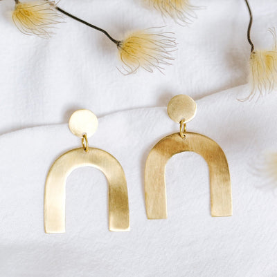 Petite Arch Earrings - Amsha