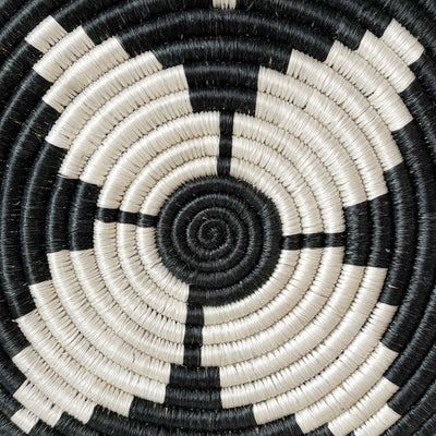Sikonge Trivet - Amsha