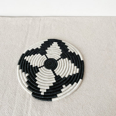 Sikonge Trivet - Amsha