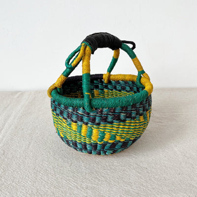 Small Market Basket #007 - Amsha