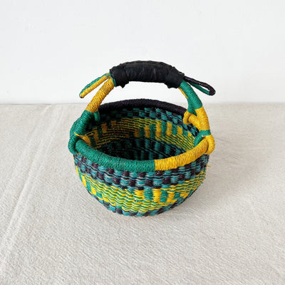 Small Market Basket #007 - Amsha