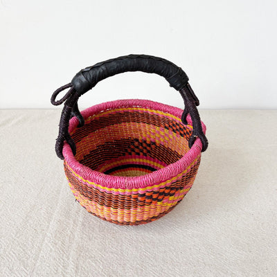 Small Market Basket #095 - Amsha